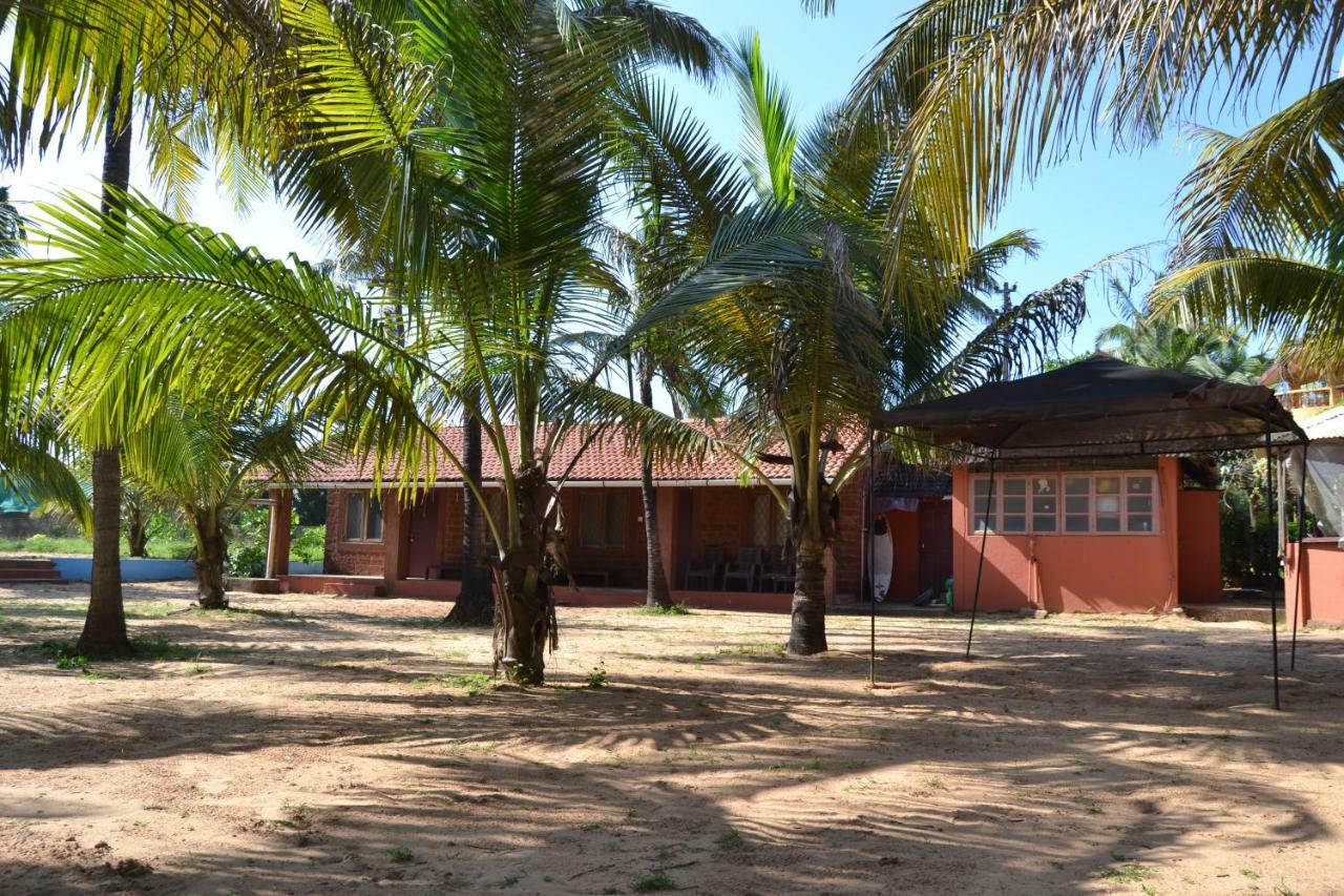 O Camarao Hotel Calangute Exterior foto